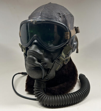 Complete WWII U.S. Army Flight Helmet Set for Fighter Pilot - Image 9