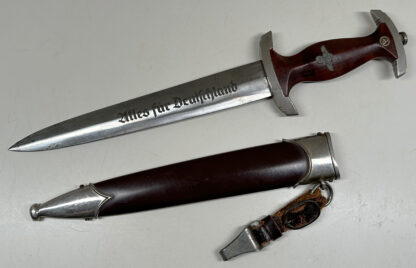 M33 SA 'Sturmabteilung' Dagger by RZM M7/66 (Carl Eickhorn, Solingen)