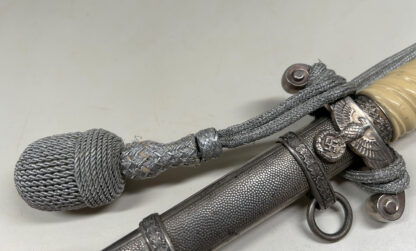 Model 1935 Heer (Army) Dagger "Type 4" - (Carl Eickhorn, Solingen) - Image 4