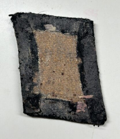 Early SS-Totenkopfverbände Vertical Collar Tab for NCO - (Uniform Removed) - Image 4